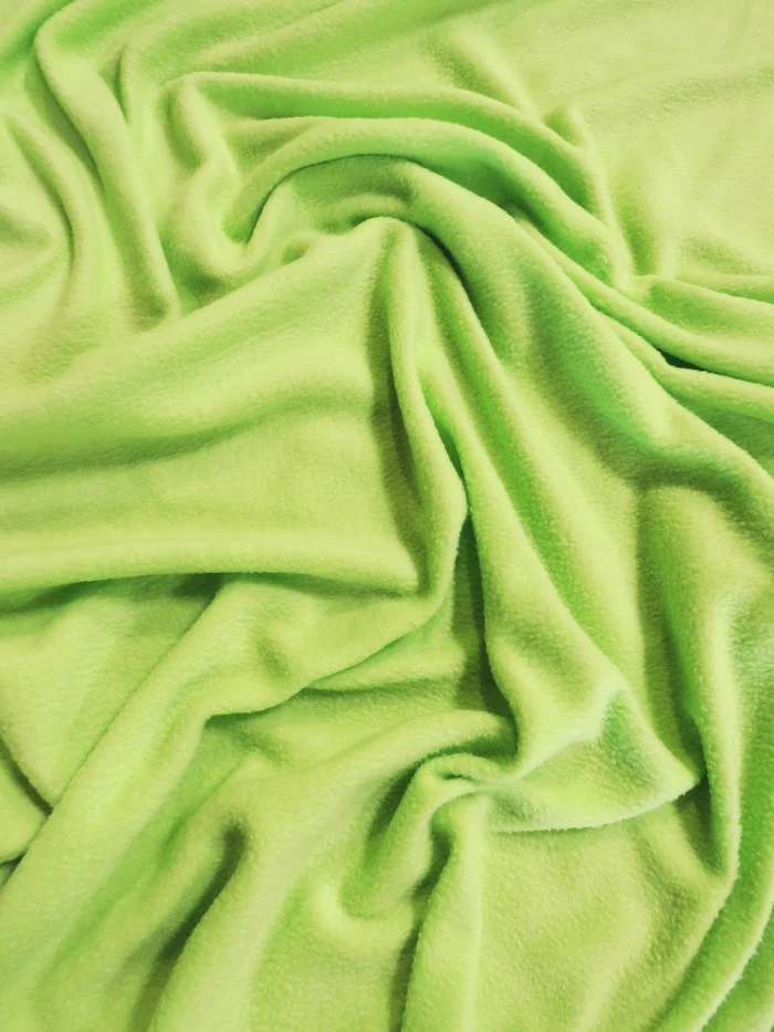 Fleece Fabric Solid / Light Green / 30 Yard Roll