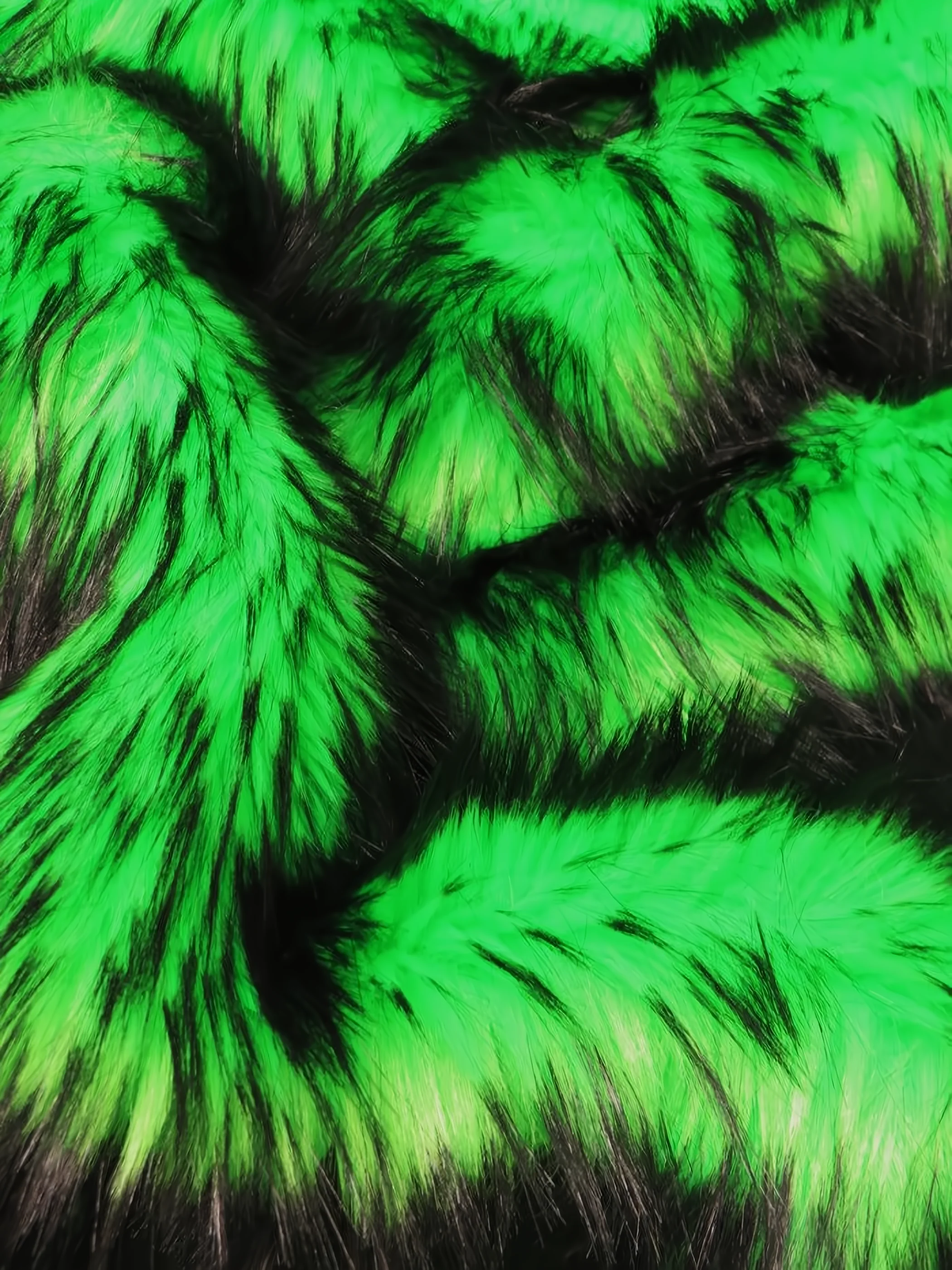 Poison Spike Shag Faux Fur Fabric / 15 Yard Bolt - Image 11