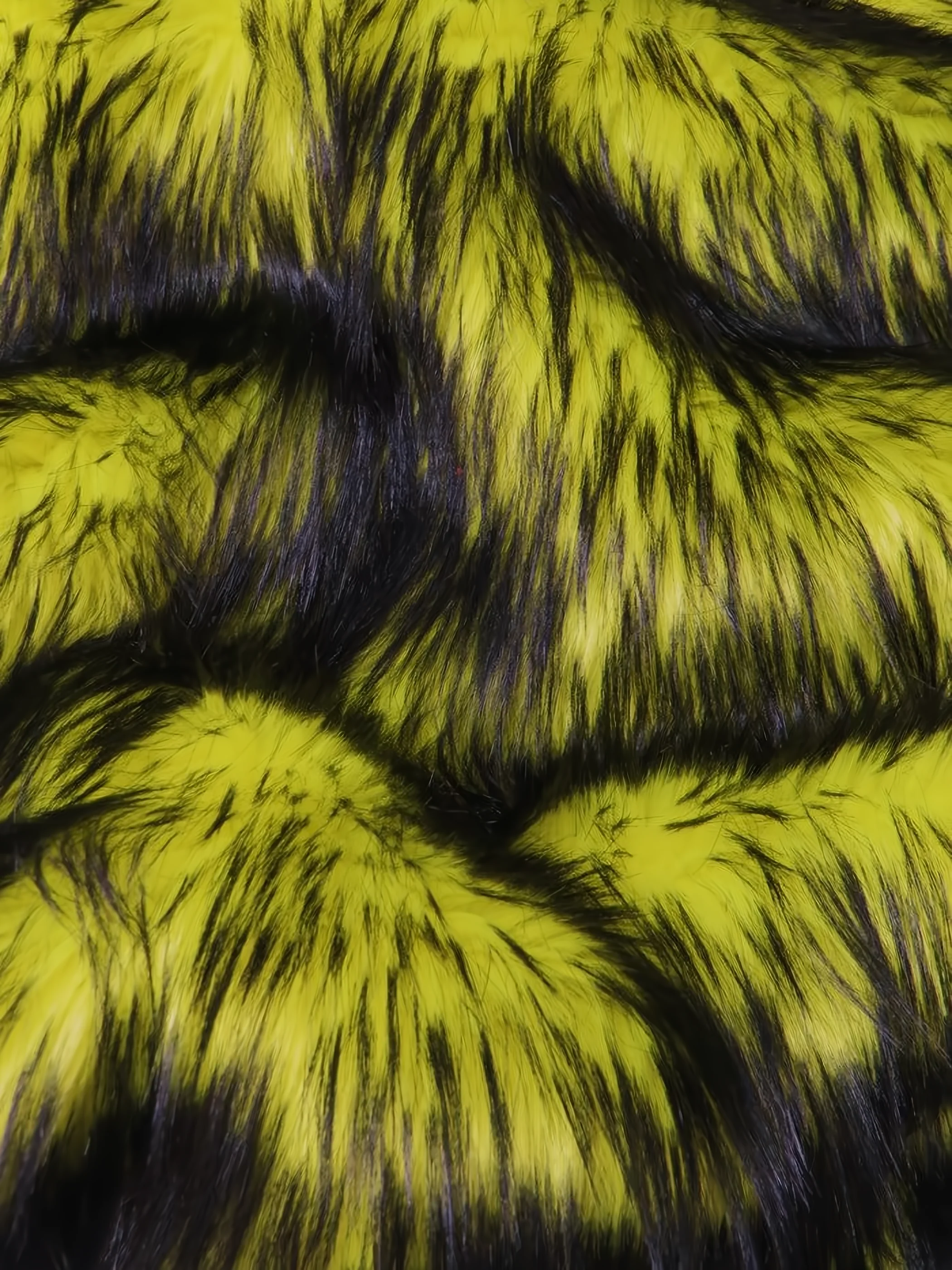 Poison Spike Shag Faux Fur Fabric / 15 Yard Bolt - Image 2